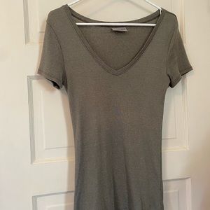 Michael Stars V-neck tee one size
